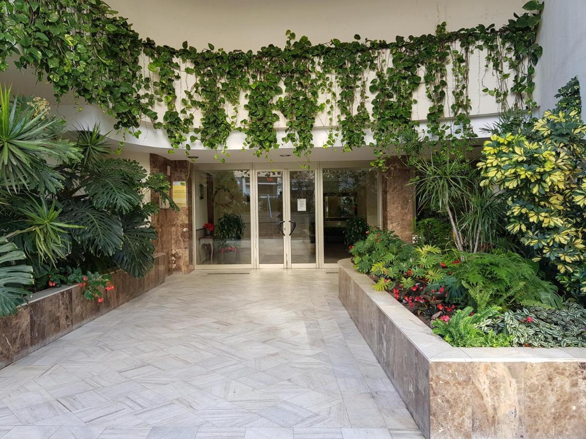 Beachfront Apartment Marbella Center Exterior photo